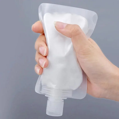 Ultimate Travel Companion: 5PCS Refillable Squeeze Bottles for Toiletries